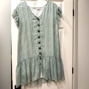 Short sleeve flowy dress
